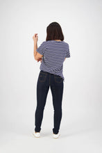 Load image into Gallery viewer, Vassalli Skinny Leg Full Length Contrast Stitch Denim Pull Up Jean