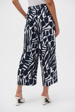 Load image into Gallery viewer, Joseph Ribkoff Abstract Culotte Pant 252145 - Vanilla/Midnight Blue