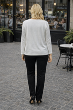 Load image into Gallery viewer, Evidencee Sparkling Wheat Top 95124 - Winter White