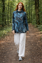 Load image into Gallery viewer, Renoma Irina Burnout Top 2706 - Multi