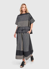 Load image into Gallery viewer, Alembika Ruffle Top UT103D - Darkbar