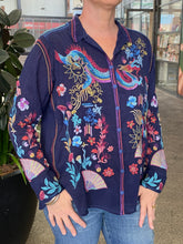 Load image into Gallery viewer, Johnny Was Blouse 11825 - Velouria