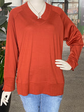 Load image into Gallery viewer, Foil Deeply Involved Top CFO7999 - Intense Rust