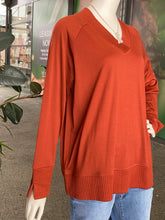 Load image into Gallery viewer, Foil Deeply Involved Top CFO7999 - Intense Rust