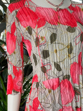 Load image into Gallery viewer, Alquema 3/4 Sleeve Smash Pocket Dress AD544WILFL - Wild Flowers