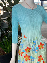 Load image into Gallery viewer, Alquema 3/4 Sleeve Smash Pocket Dress ADC544FLOV - Flower Valley