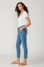 Load image into Gallery viewer, Lania The Label Boyfriend Jean - Distressed