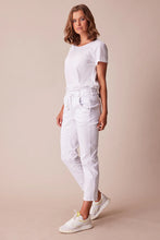Load image into Gallery viewer, Lania Boyfriend Jean - White