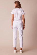 Load image into Gallery viewer, Lania Boyfriend Jean - White