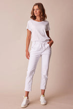 Load image into Gallery viewer, Lania Boyfriend Jean - White