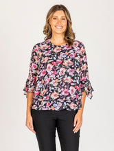 Load image into Gallery viewer, Renoma Ness Layered Top 1102.41 - Black