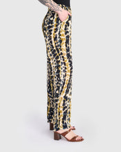 Load image into Gallery viewer, Alembika Pants SP712 - Trails