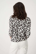Load image into Gallery viewer, Monari Leo Ikat Sweater 409259 Coffee Bean