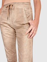 Load image into Gallery viewer, Alembika Serpent Iconic Stretch Jean SP622C - Cream