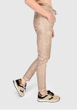 Load image into Gallery viewer, Alembika Serpent Iconic Stretch Jean SP622C - Cream