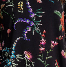 Load image into Gallery viewer, Johnny Was Janie Favourite Long Sleeve Crew - Mayra Schiffli