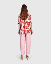 Load image into Gallery viewer, Alembika Addison Flouncy Tee RT368 - Magenta