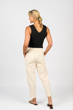 Load image into Gallery viewer, Vassalli - Relaxed Leg Ankle Grazer Pant With Contrast Trim Stitching -Natural- 5040
