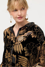 Load image into Gallery viewer, Johnny Was The Audrey Shirt with Shirt Tail Hem - C13725-9