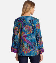 Load image into Gallery viewer, Johnny Was V Neck Tee Kimono Sleeve T16925-8 - Thalassa