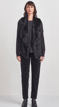 Load image into Gallery viewer, Verge Lush Vest - Black
