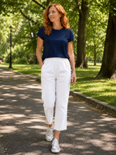 Load image into Gallery viewer, Maglia Supreme Cropped Pant 681 - White
