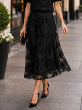 Load image into Gallery viewer, Kleio Dimensional Daisy Motif Skirt 61772 - Black
