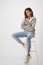 Load image into Gallery viewer, Monari Hood Jacket 807859 - Animal Print
