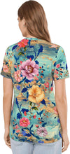 Load image into Gallery viewer, Johnny Was Janie Favourite Tee 14026 - Chemis Scarf
