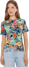 Load image into Gallery viewer, Johnny Was Janie Favourite Tee 14026 - Chemis Scarf

