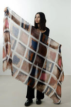 Load image into Gallery viewer, Yoko Fashion Scarves Annica 04
