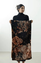 Load image into Gallery viewer, Yoko Fashion Aura 06 Scarf
