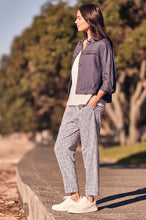 Load image into Gallery viewer, Verge Acrobat Tile Pant 9871 - Denim
