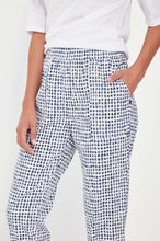 Load image into Gallery viewer, Verge Acrobat Tile Pant 9871 - Denim

