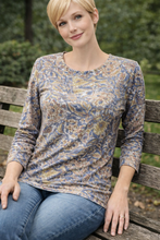 Load image into Gallery viewer, Maglia Mona Pleat Back Long Sleeve Top 679.679
