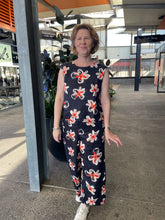 Load image into Gallery viewer, Foil - It&#39;s Only Natural Pants - Flower Doodle - CFO6918
