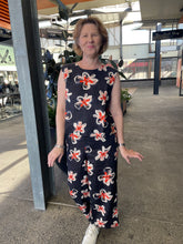 Load image into Gallery viewer, Foil - It&#39;s Only Natural Pants - Flower Doodle - CFO6918
