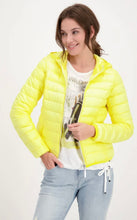 Load image into Gallery viewer, Monari Quilted All Over Jacket - Sunshine
