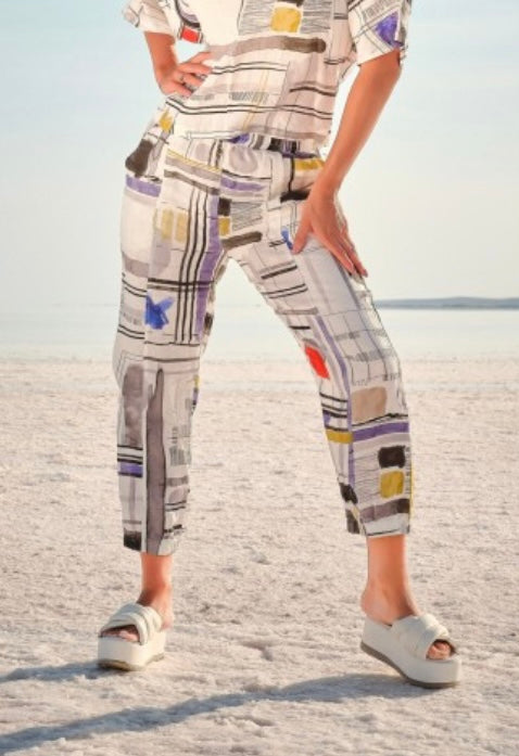 Ever Sassy Abstract Jogger Pant