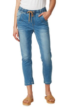Load image into Gallery viewer, Lania The Label Boyfriend Jean - Distressed
