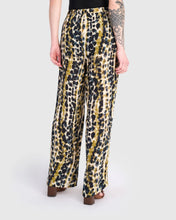 Load image into Gallery viewer, Alembika Pants SP712 - Trails
