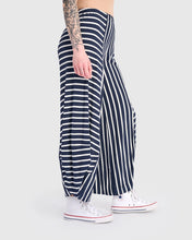 Load image into Gallery viewer, Alembika SP713 Punto Pant - Navy White Stripe
