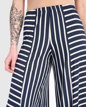 Load image into Gallery viewer, Alembika SP713 Punto Pant - Navy White Stripe
