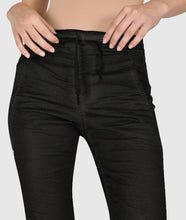 Load image into Gallery viewer, Alembika Stretch Jeans - Black Snake Print
