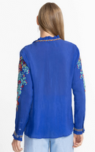 Load image into Gallery viewer, Johnny Was - Simone Blouse Rose - Bluing - C14125-6
