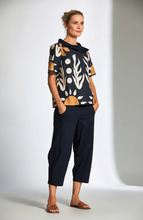Load image into Gallery viewer, Peruzzi - Cotton Print Top - Navy - S25114
