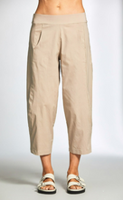 Load image into Gallery viewer, Peruzzi - Slouch Trousers - Sand - S25503L
