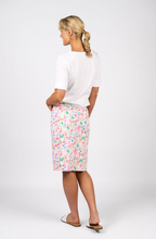 Load image into Gallery viewer, Vassalli - Printed Lightweight Skirt with Centre Back Vent - Porto - 372AV
