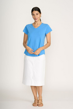 Load image into Gallery viewer, Foil - V&#39;s So Fine Tee - CFO7882 - 2 Colours
