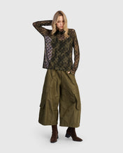 Load image into Gallery viewer, Alembika Mesh Top UT624A - Antique
